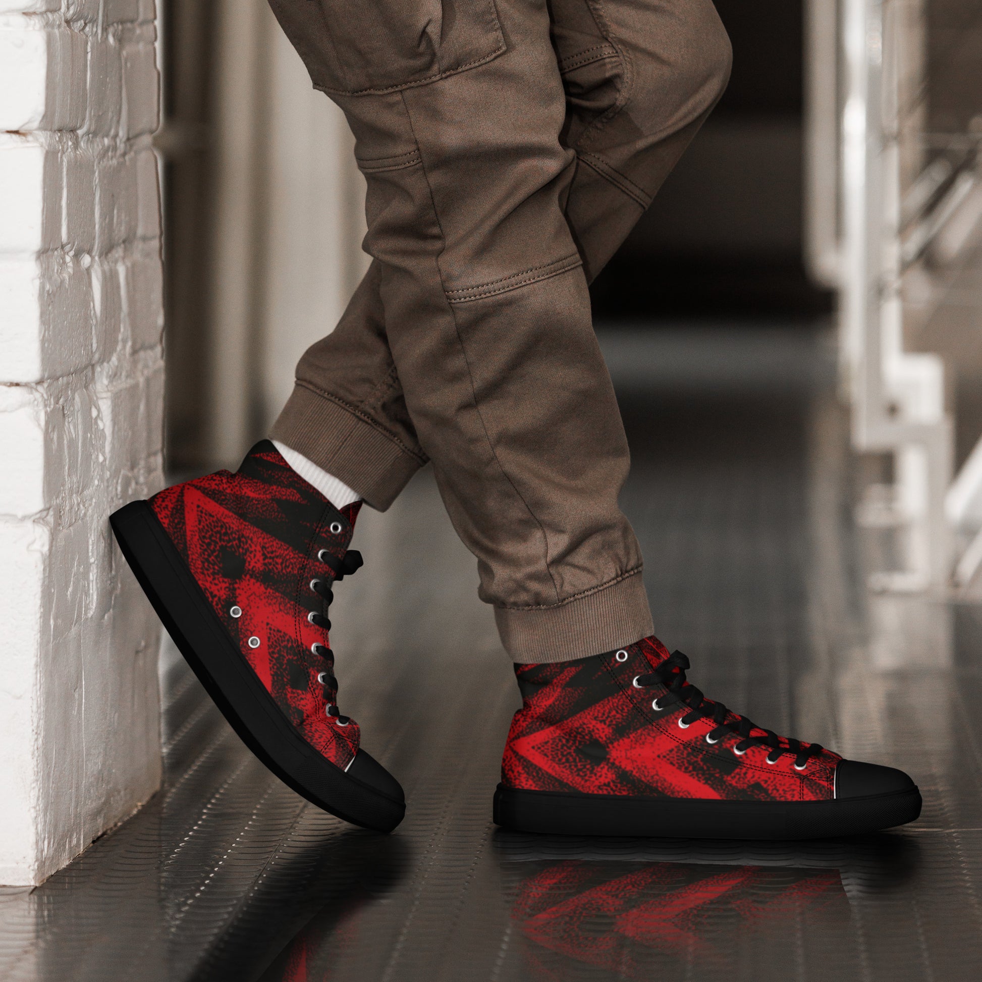 Prisimia Canvas Sneakers: Intense Red Focus
