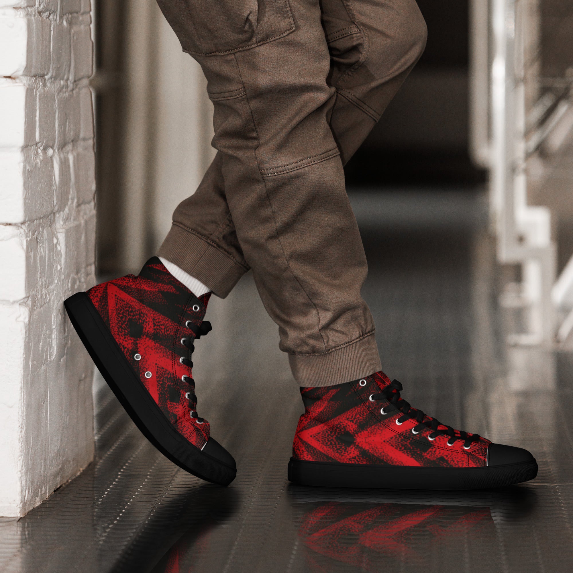 Prisimia Canvas Sneakers: Intense Red Focus