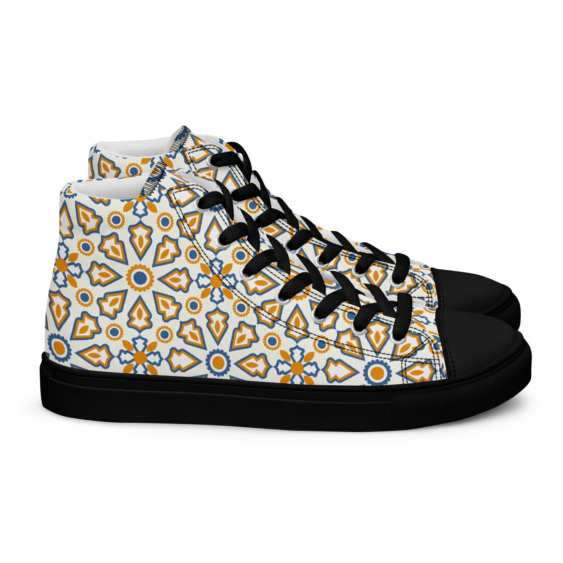 Prisimia Canvas Sneakers : Contemporary Split Design