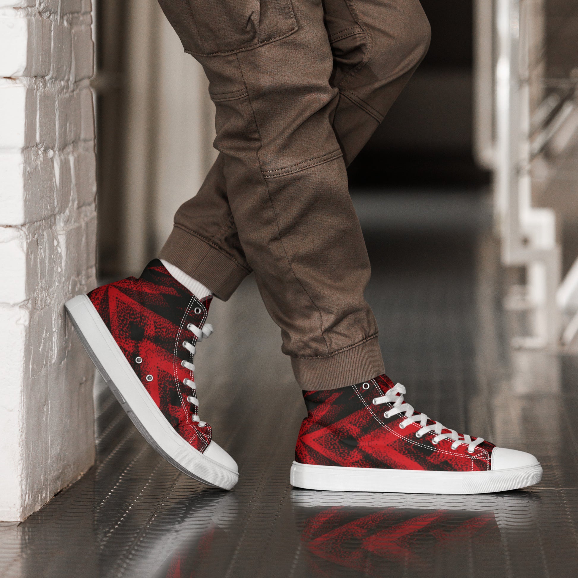 Prisimia Canvas Sneakers: Intense Red Focus