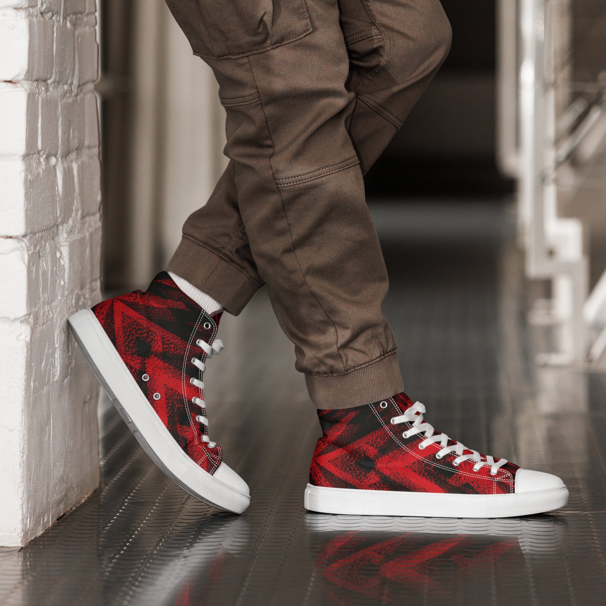 Prisimia Canvas Sneakers: Intense Red Focus
