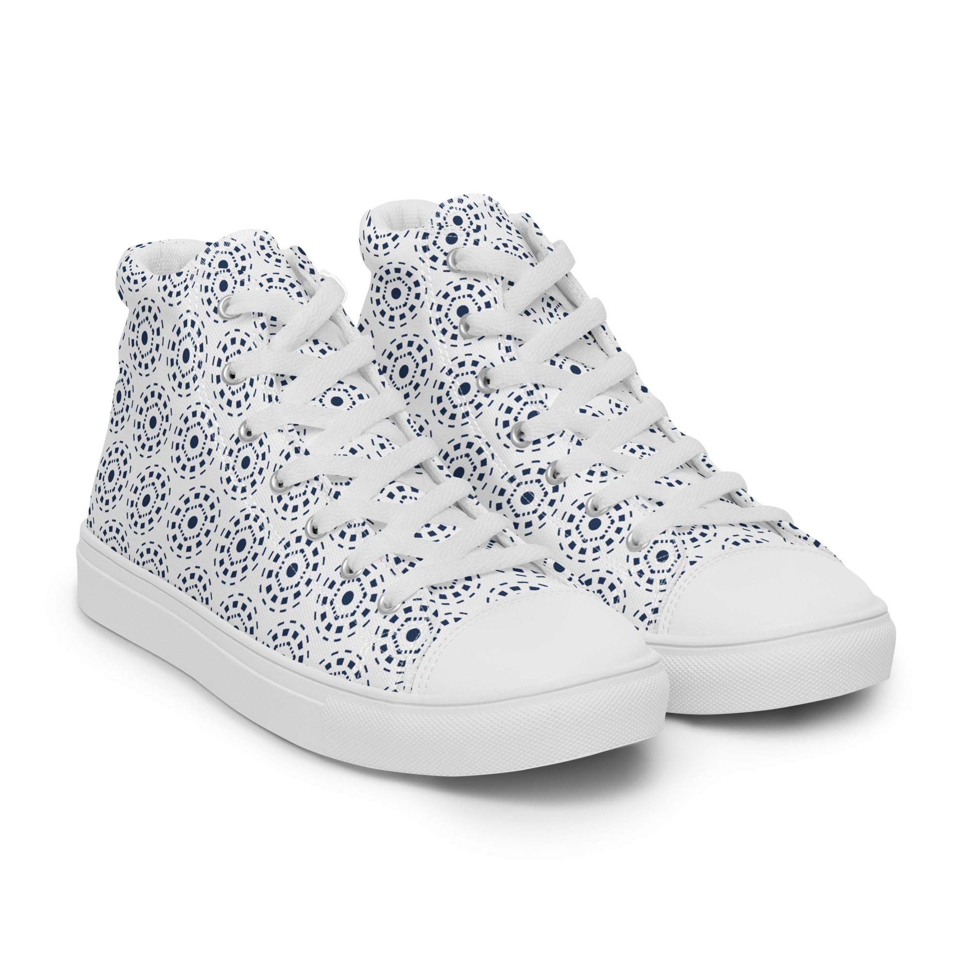 Prisimia Canvas Sneakers : Timeless Monochrome Statement