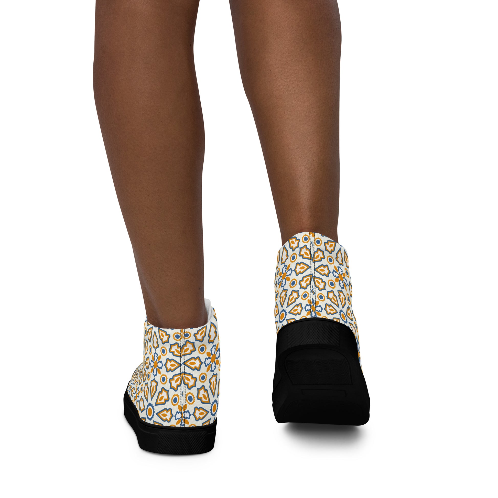 Prisimia Canvas Sneakers : Sculptural Pattern Integrity