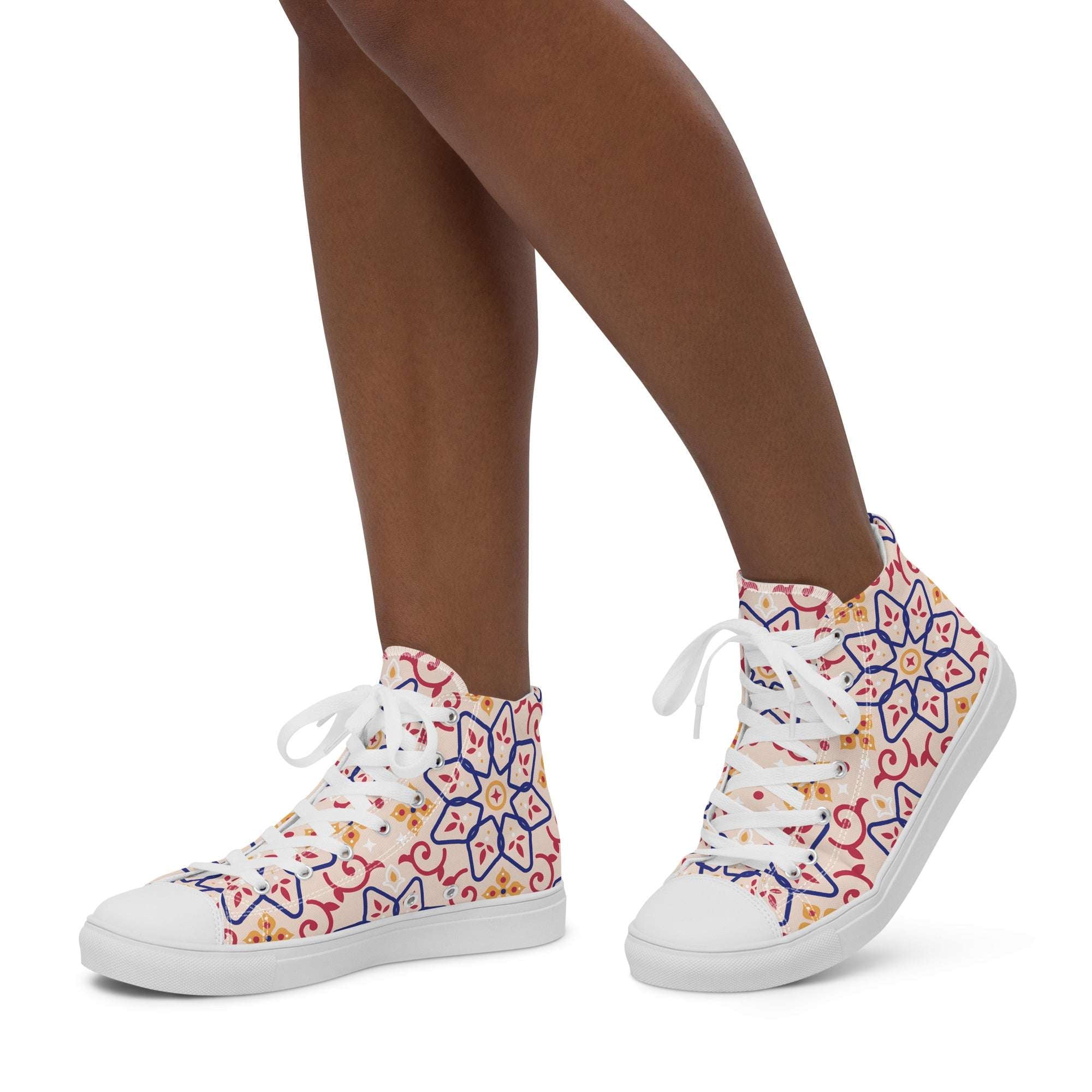 Prisimia Canvas Sneakers : Effortless Chic Style
