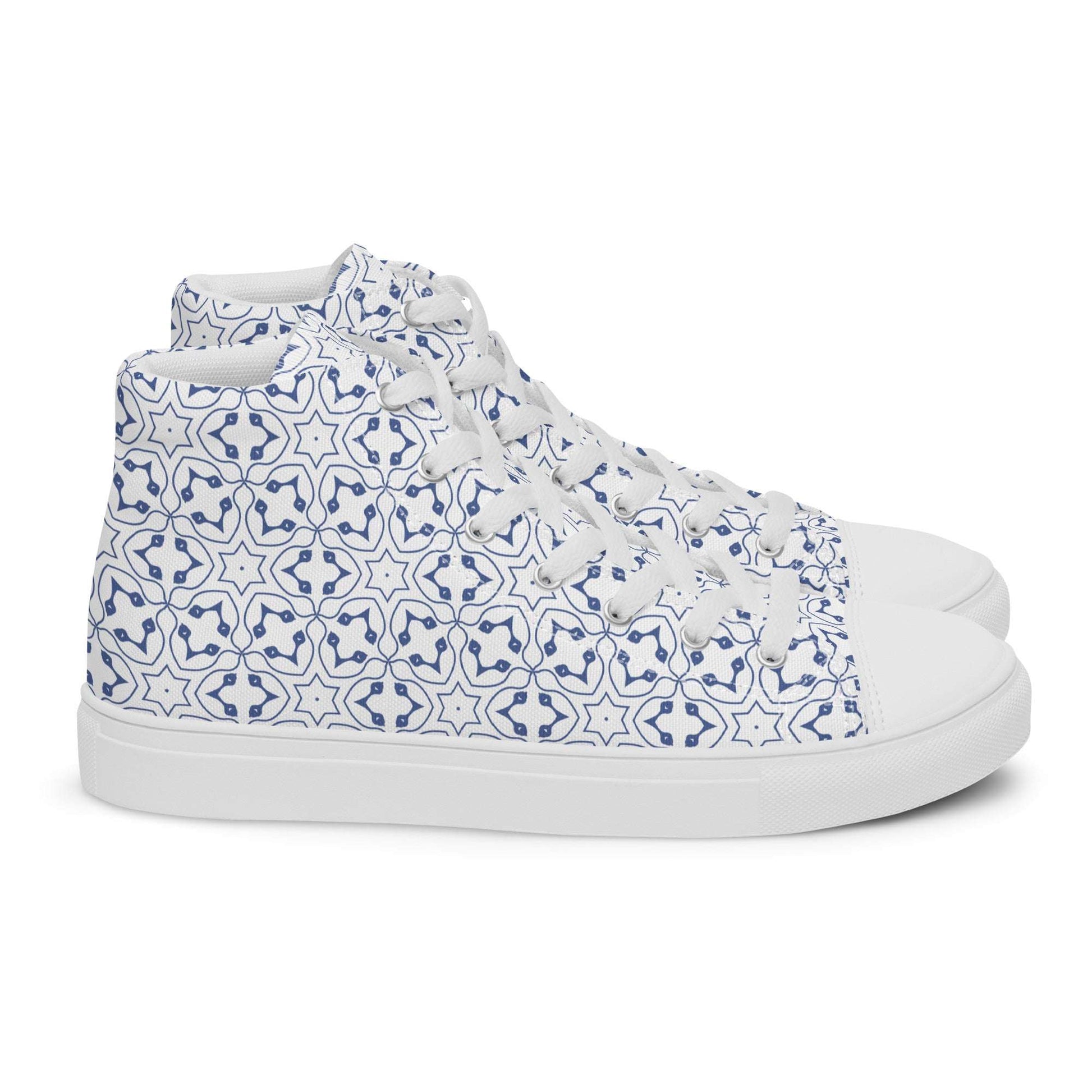 Prisimia Canvas Sneakers : Clean Geometric Style
