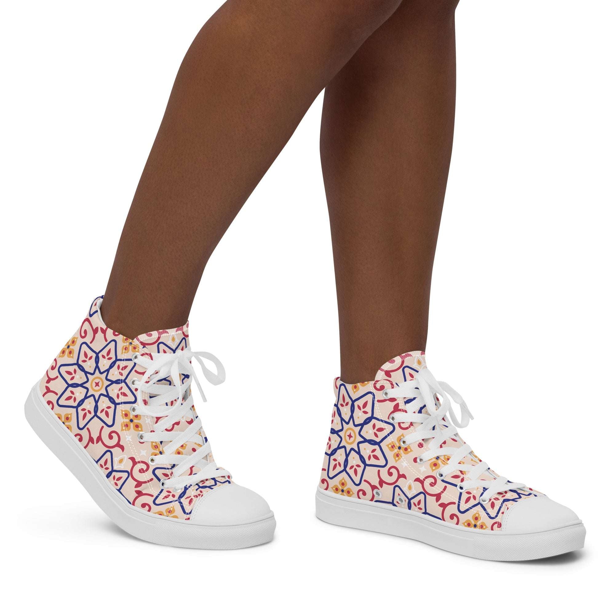 Prisimia Canvas Sneakers : Effortless Chic Style