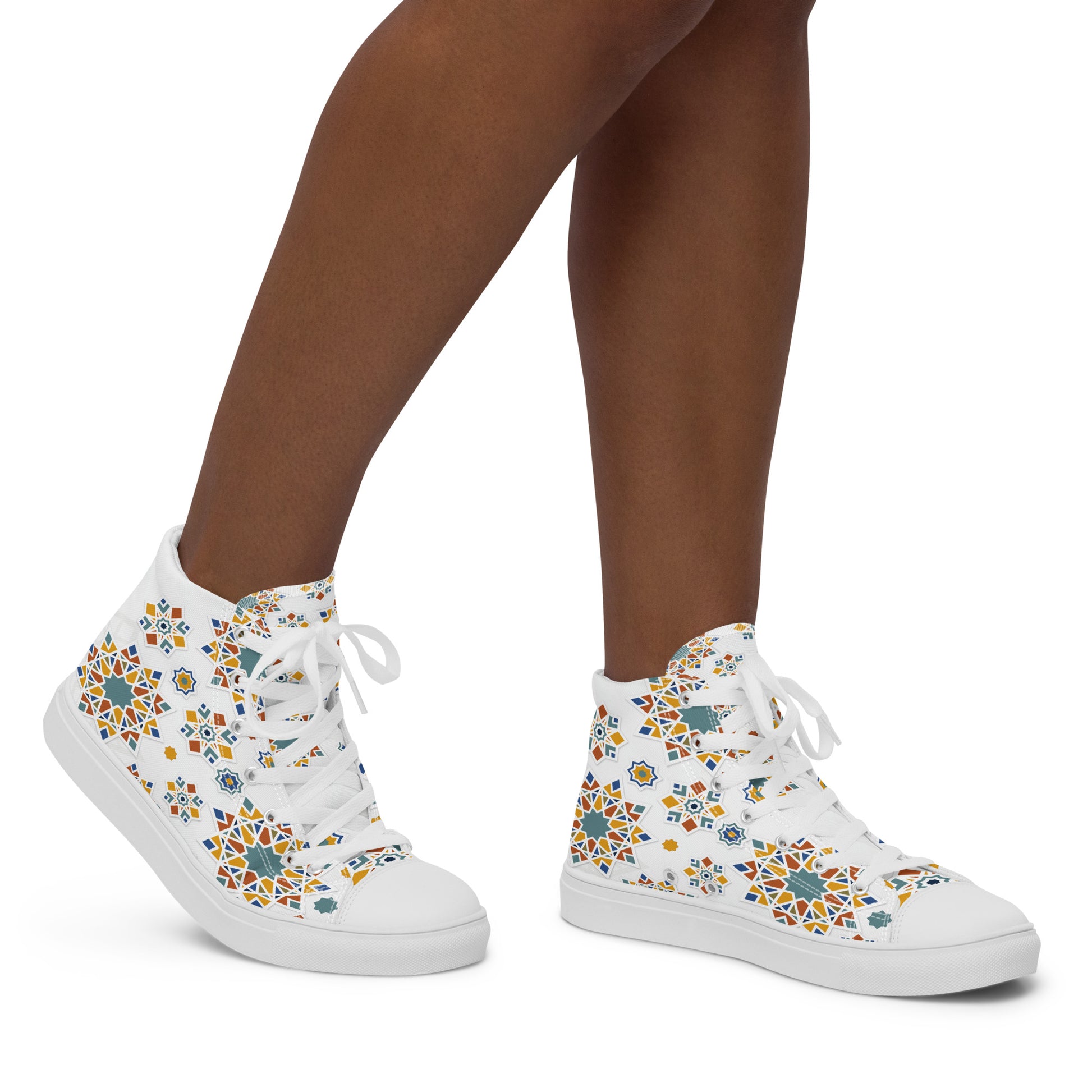Prisimia Canvas Sneakers : Dynamic Mosaic of Colors