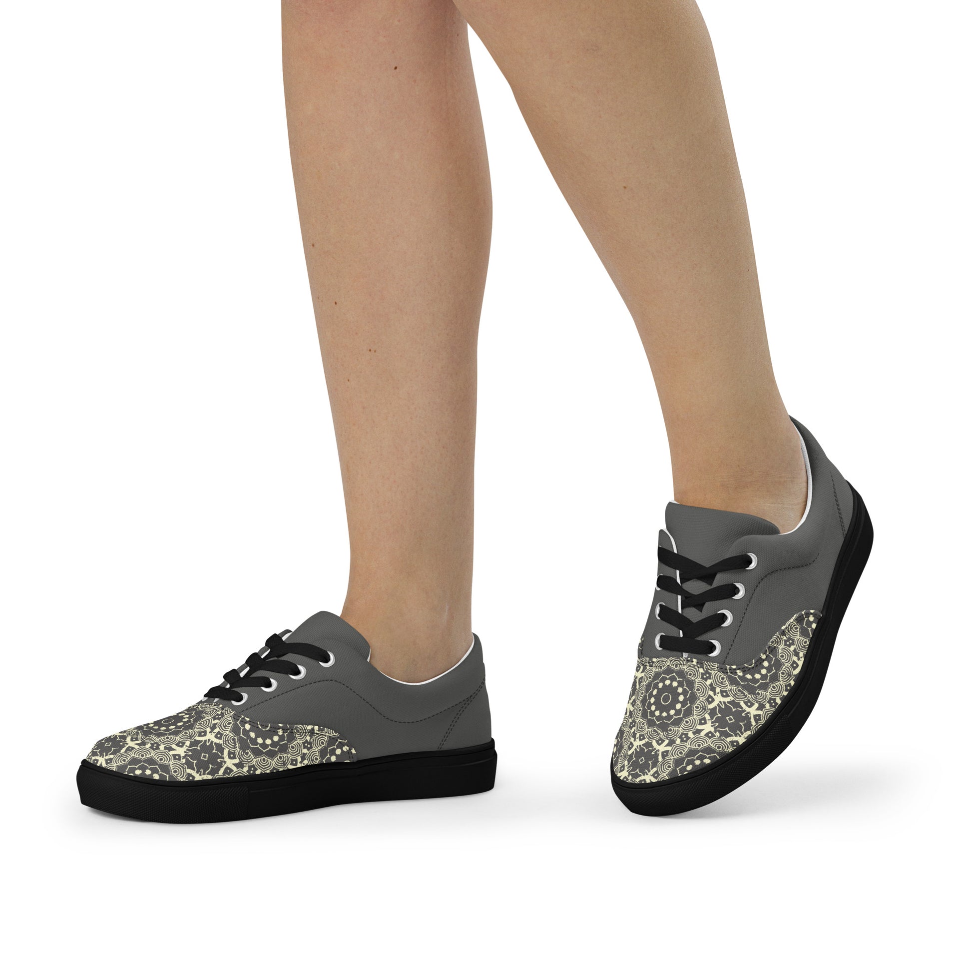 Prisimia Lace-up Canvas Shoes : Artistic Flair and Comfort