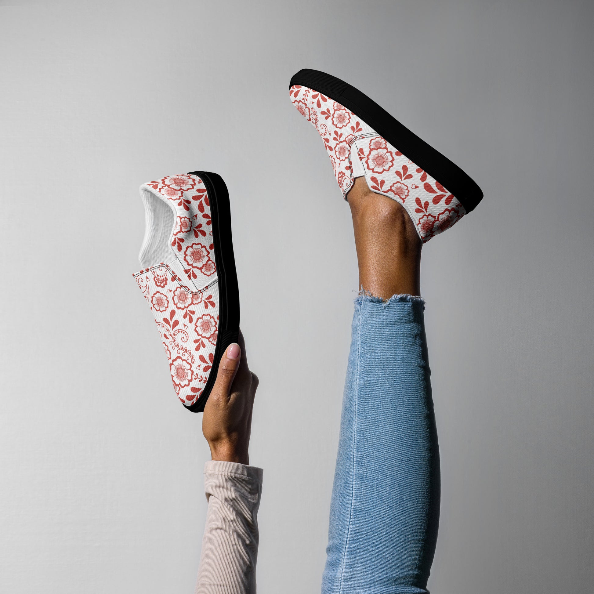 Prisimia Slip-on Canvas Shoes : Unique Style and Comfort